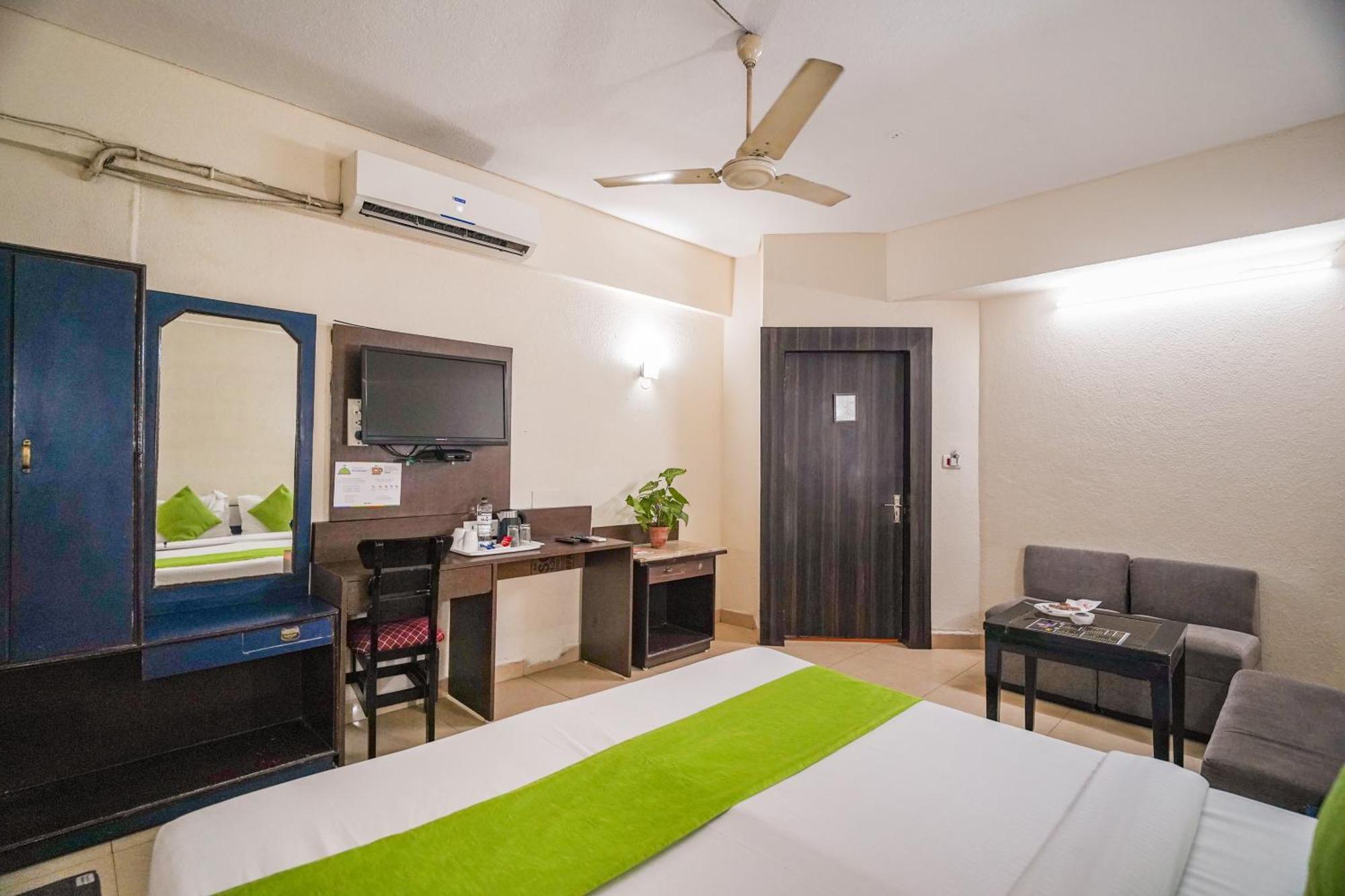 Hotel The Shagun Бхопал Екстер'єр фото