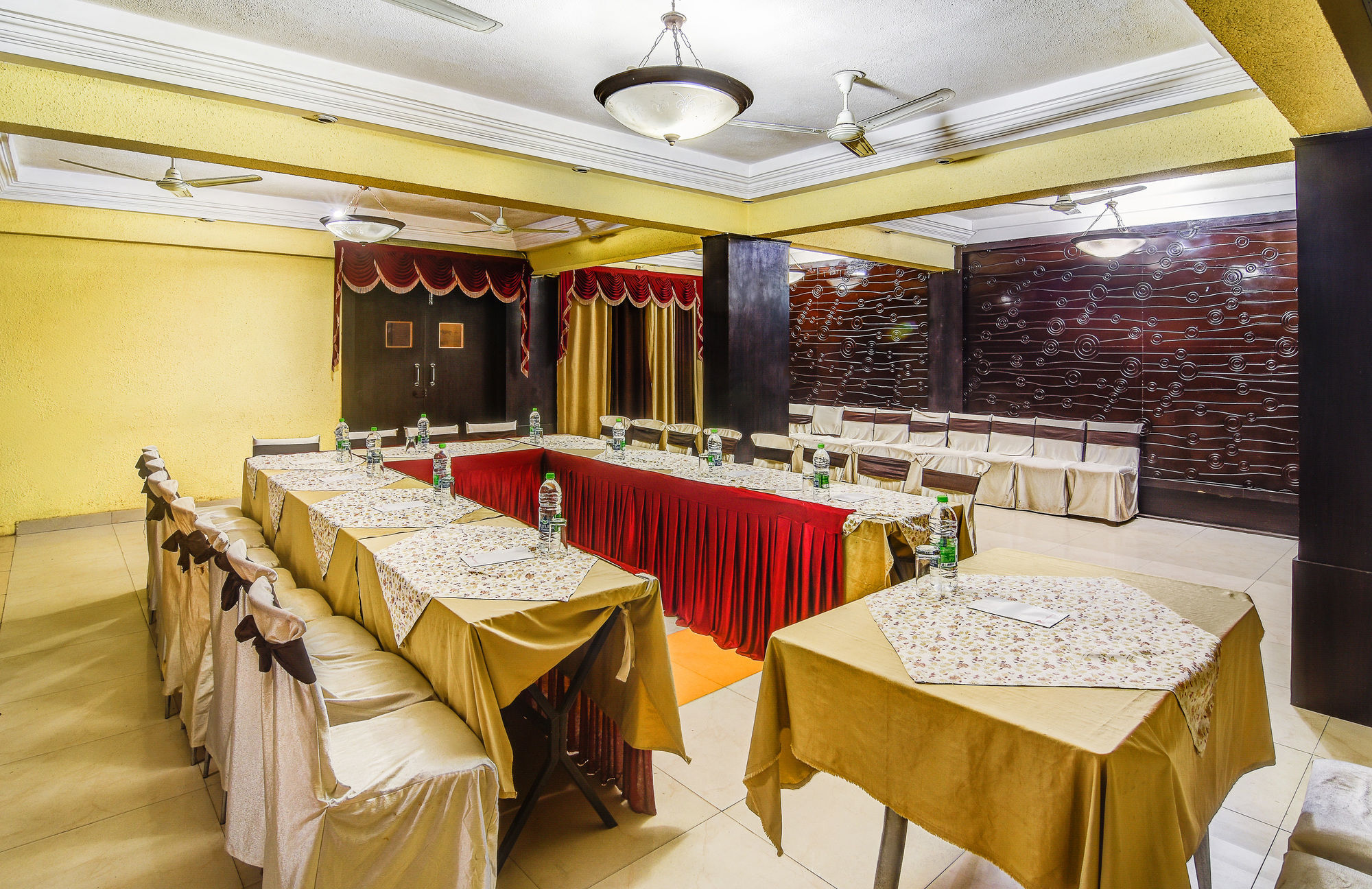 Hotel The Shagun Бхопал Екстер'єр фото